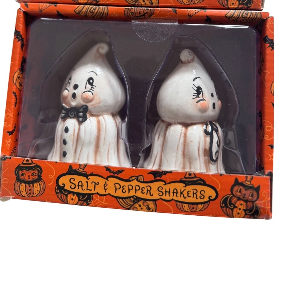 Johanna Parker  Salt & Pepper Shaker Halloween Collection New- Bundle 2 sets